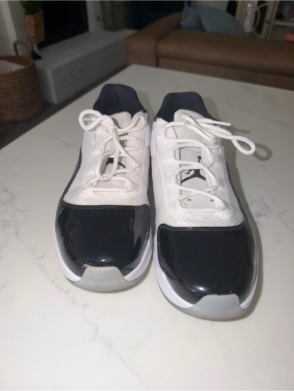 Jordan 11 CMFT Low Sneakers.